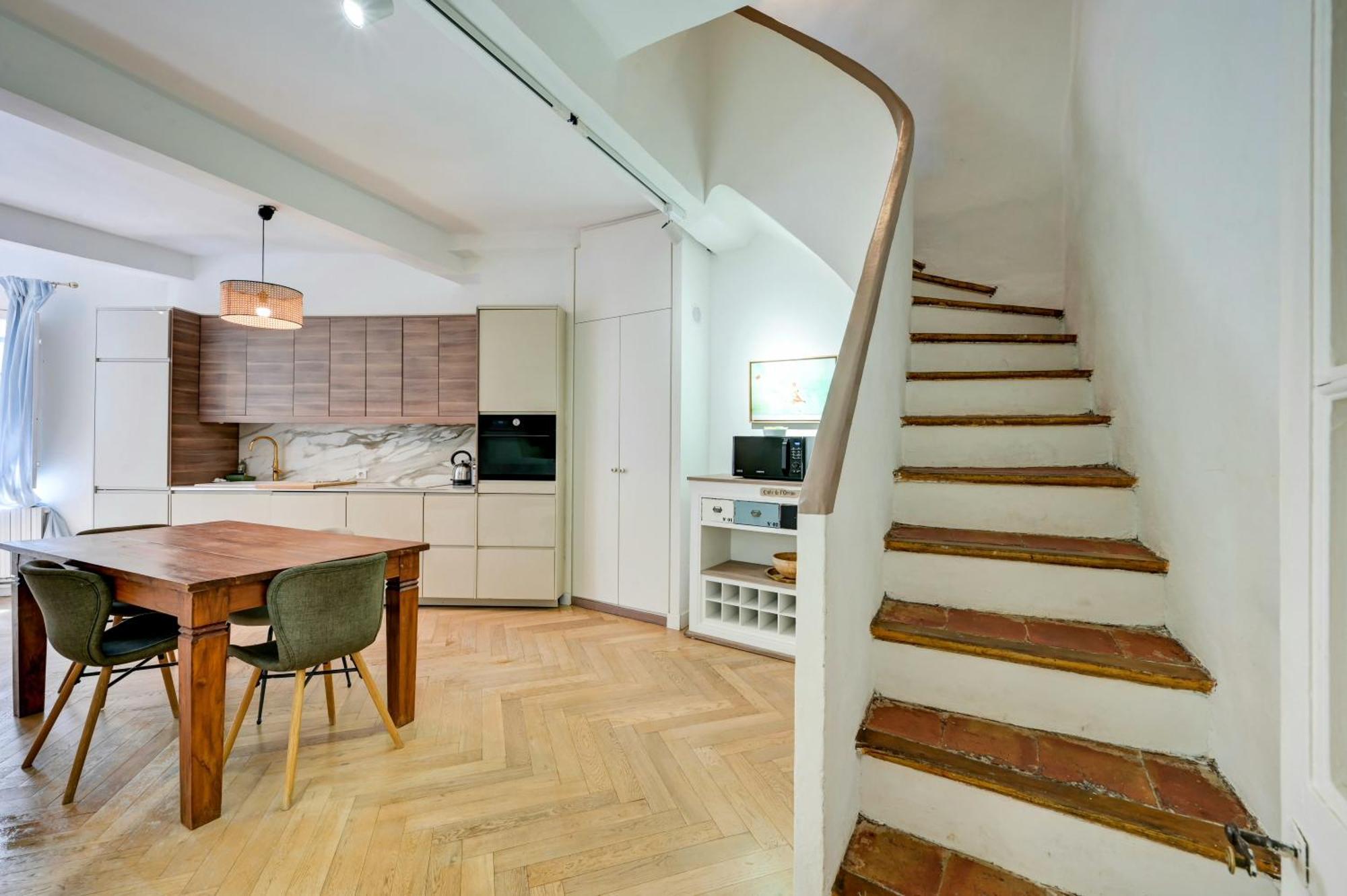 Les Suites De Montigny Aix-en-Provence Rom bilde